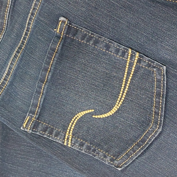 Levis Signature Modern Boot Cut 10S - Picture 2 of 11